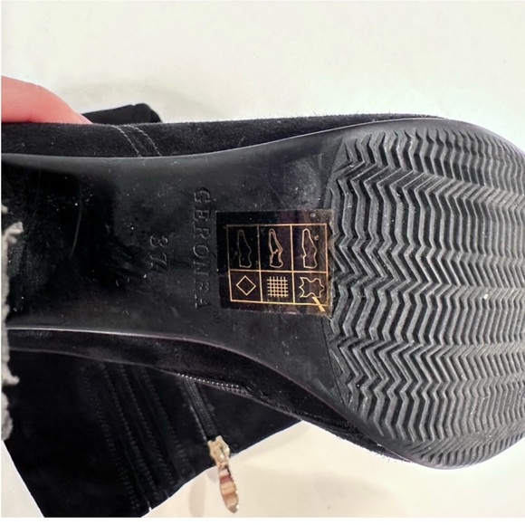 Geronea Black Suede Tall Boots Gold Hardware V-Detail Size 37 - Picture 9 of 9